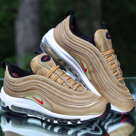 Nike Air Max 97 Metallic Gold Size 6Y - Picture 3 of 10